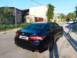 Toyota Camry 2018 года за 14 500 000 тг. в Костанай – фото 4