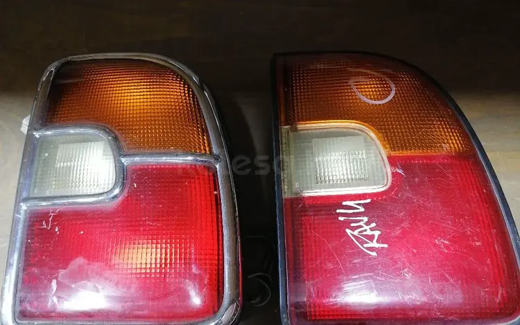 Задний фонарь тойота RAV-4 за 10 000 тг. в Астана