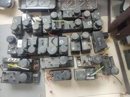 Центральный замок за 12 000 тг. в Астана