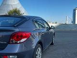 Chevrolet Cruze 2014 года за 3 800 000 тг. в Астана – фото 2