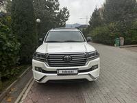 Toyota Land Cruiser 2016 годаfor31 000 000 тг. в Алматы