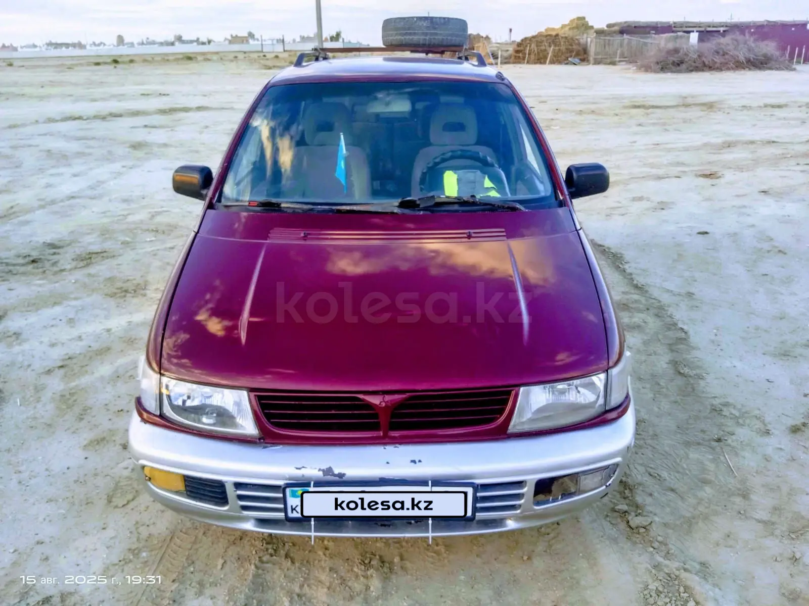 Mitsubishi Space Wagon, 1997