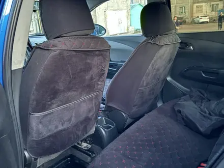 Chevrolet Aveo 2013 года за 2 980 000 тг. в Караганда – фото 9