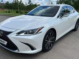 Lexus ES 250 2021 года за 21 700 000 тг. в Астана