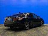 Toyota Camry 2022 годаfor15 110 000 тг. в Шымкент – фото 4