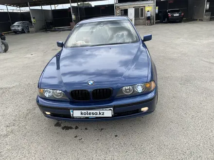 BMW 530 2001 года за 3 400 000 тг. в Алматы – фото 4