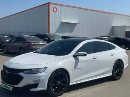 Chevrolet Malibu 2018 года за 7 000 000 тг. в Алматы – фото 3