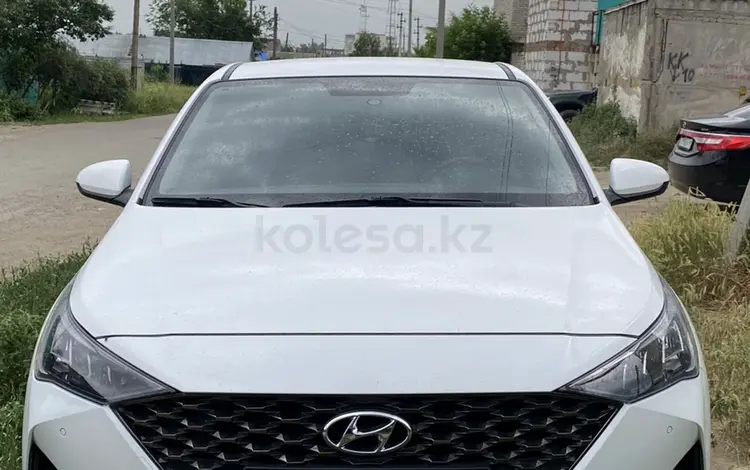 Hyundai Accent 2021 годаfor8 650 000 тг. в Караганда