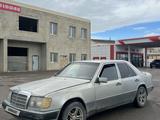 Mercedes-Benz E 260 1991 годаfor900 000 тг. в Жанаозен