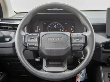 Toyota Hilux Comfort 2026 года за 27 890 000 тг. в Алматы – фото 10