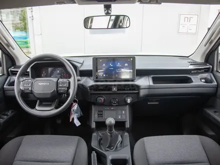 Toyota Hilux Comfort 2026 года за 27 890 000 тг. в Алматы – фото 9