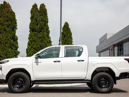 Toyota Hilux Comfort 2026 года за 27 890 000 тг. в Алматы – фото 5