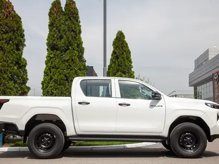 Toyota Hilux Comfort 2026 года за 27 890 000 тг. в Алматы – фото 6