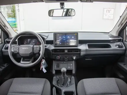 Toyota Hilux Comfort 2026 года за 27 890 000 тг. в Алматы – фото 29