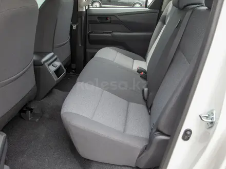 Toyota Hilux Comfort 2026 года за 27 890 000 тг. в Алматы – фото 17