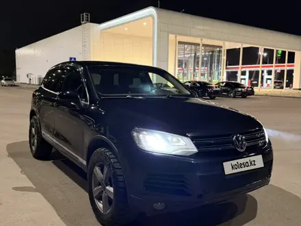Volkswagen Touareg 2011 года за 12 500 000 тг. в Алматы