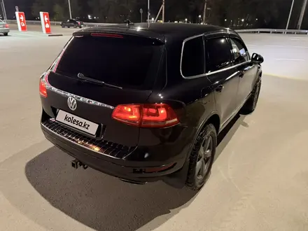 Volkswagen Touareg 2011 года за 12 500 000 тг. в Алматы – фото 3