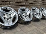 Япония. R 16 на 6x139.7. Ширина 7jj. Вылет Et + 15. за 150 000 тг. в Алматы – фото 2