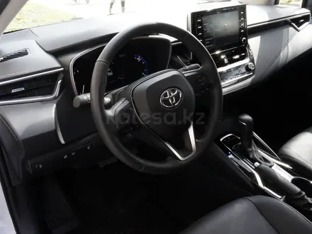 Toyota Corolla 2022 года за 12 190 000 тг. в Алматы – фото 20