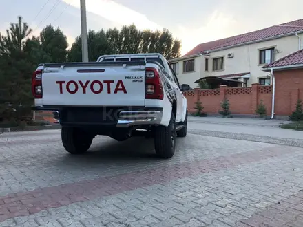 Toyota Hilux 2023 года за 23 000 000 тг. в Актобе – фото 7