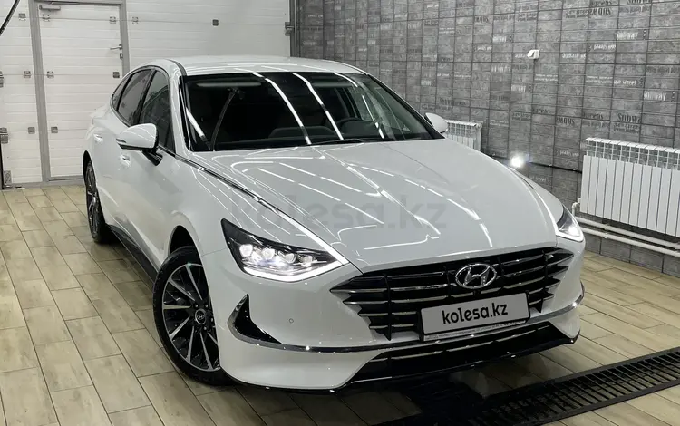 Hyundai Sonata 2021 годаfor11 700 000 тг. в Астана