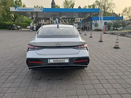 Hyundai Elantra 2024 года за 8 200 000 тг. в Алматы – фото 6