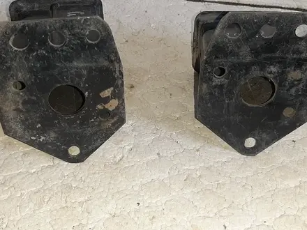 Кронштейн усилителя переднего бампера. Левый. за 18 000 тг. в Байсерке – фото 5