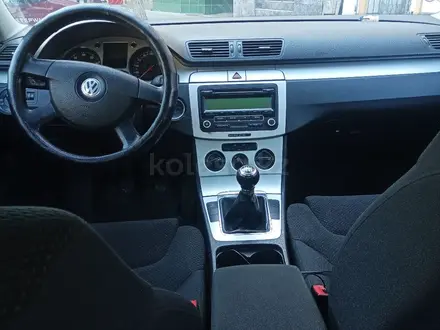 Volkswagen Passat 2009 года за 4 500 000 тг. в Костанай – фото 8