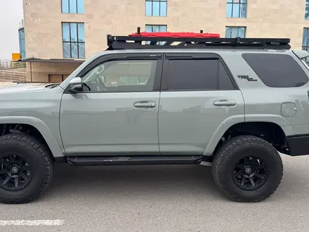 Toyota 4Runner 2021 года за 26 500 000 тг. в Актау – фото 2