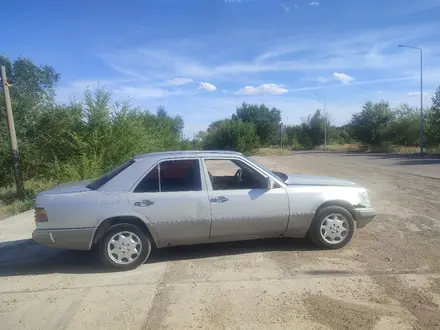 Mercedes-Benz E 230 1990 года за 1 200 000 тг. в Аягоз – фото 7