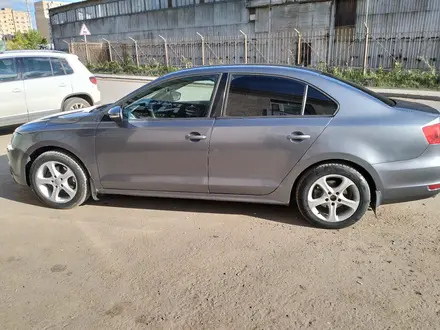 Volkswagen Jetta 2011 года за 4 800 000 тг. в Астана – фото 2