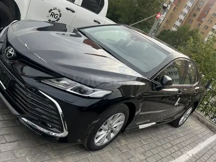 Toyota Camry 2023 года за 18 500 000 тг. в Астана – фото 3