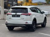 Toyota RAV4 2017 года за 10 490 000 тг. в Тараз – фото 5