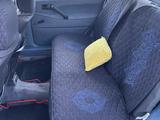 Volkswagen Passat 1993 года за 650 000 тг. в Сатпаев – фото 4