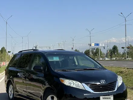 Toyota Sienna 2016 года за 8 600 000 тг. в Алматы