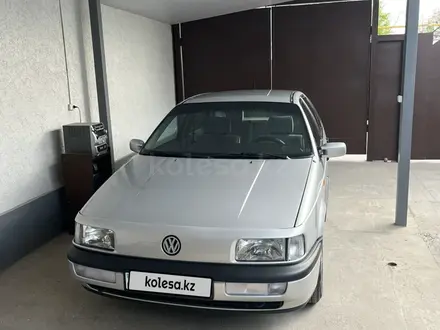 Volkswagen Passat 1990 года за 1 600 000 тг. в Шымкент – фото 2
