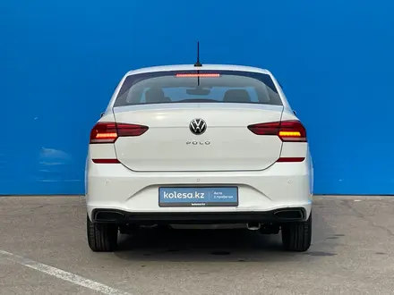 Volkswagen Polo 2021 года за 7 960 000 тг. в Алматы – фото 4