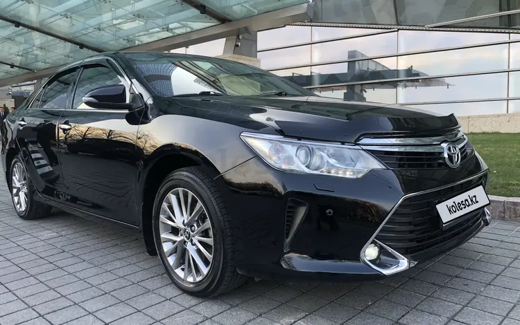 Toyota Camry 2017 годаүшін13 700 000 тг. в Алматы