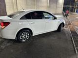 Chevrolet Cruze 2011 года за 4 200 000 тг. в Алматы – фото 2