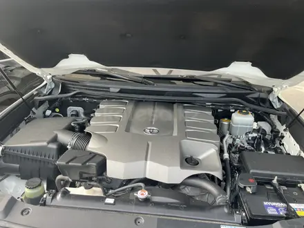 Toyota Land Cruiser 2017 года за 31 000 000 тг. в Алматы – фото 11