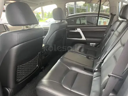 Toyota Land Cruiser 2017 года за 31 000 000 тг. в Алматы – фото 9