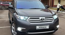 Toyota Highlander 2011 года за 12 700 000 тг. в Астана