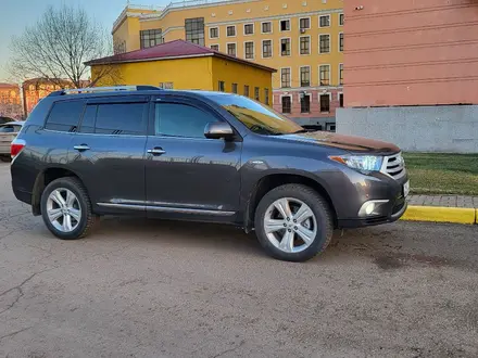 Toyota Highlander 2011 года за 12 500 000 тг. в Астана – фото 9