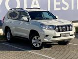 Toyota Land Cruiser Prado 2023 годаfor27 990 000 тг. в Алматы – фото 3