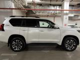 Toyota Land Cruiser Prado 2022 годаүшін26 500 000 тг. в Алматы – фото 5