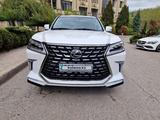 Lexus LX 570 2021 года за 61 900 000 тг. в Алматы – фото 4