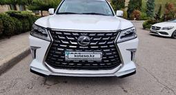 Lexus LX 570 2021 года за 61 900 000 тг. в Алматы – фото 4