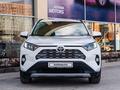 Toyota RAV4 2020 года за 13 800 000 тг. в Астана – фото 2