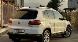 Volkswagen Tiguan 2015 года за 8 400 000 тг. в Алматы – фото 2