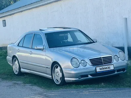 Mercedes-Benz E 55 AMG 2000 года за 6 000 000 тг. в Алматы